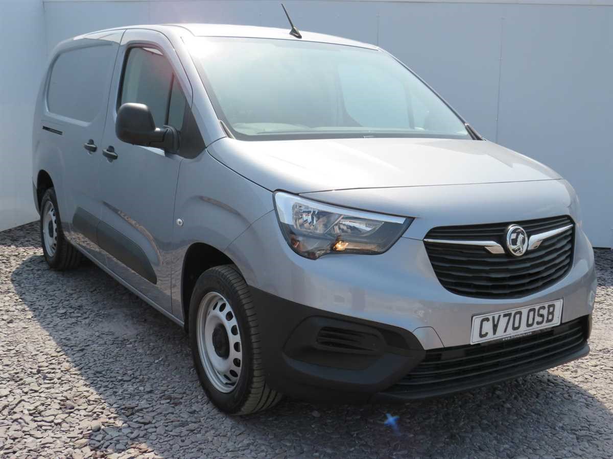 Vauxhall Combo Listing Image