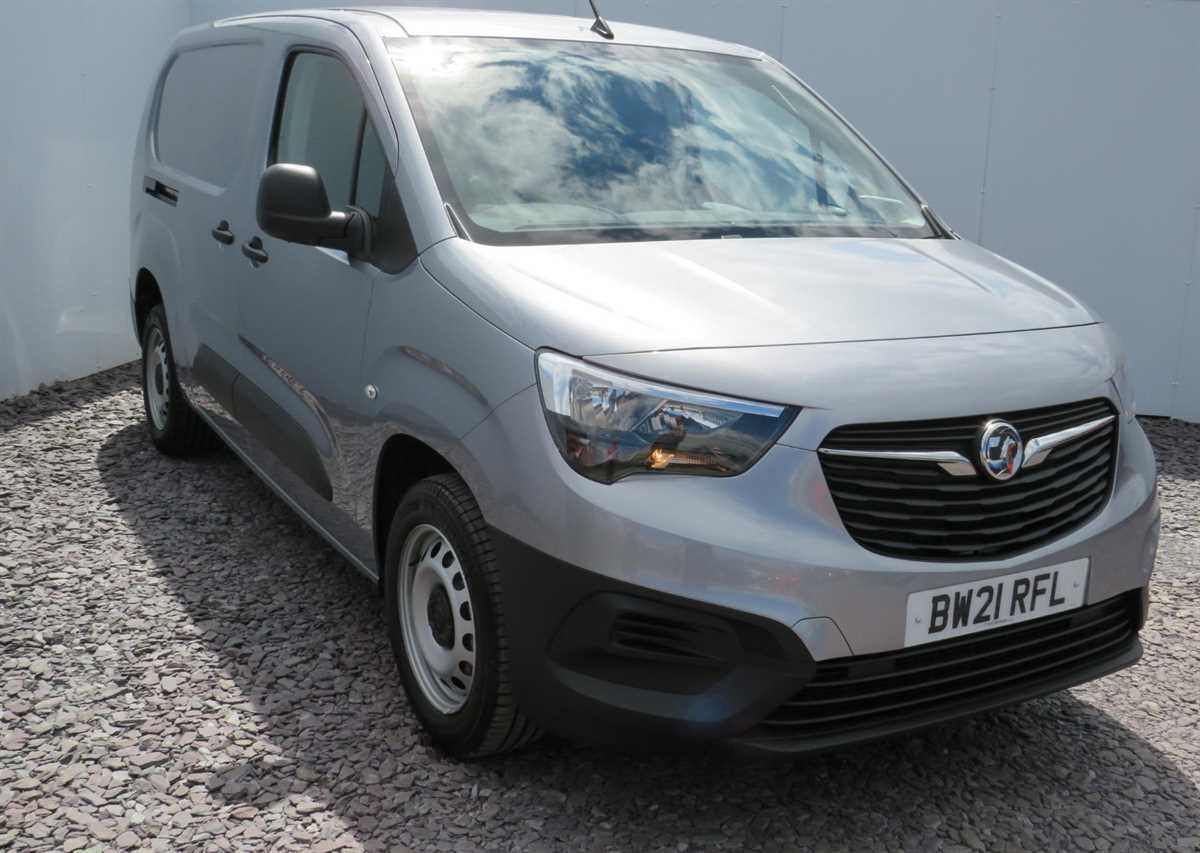 Vauxhall Combo Listing Image