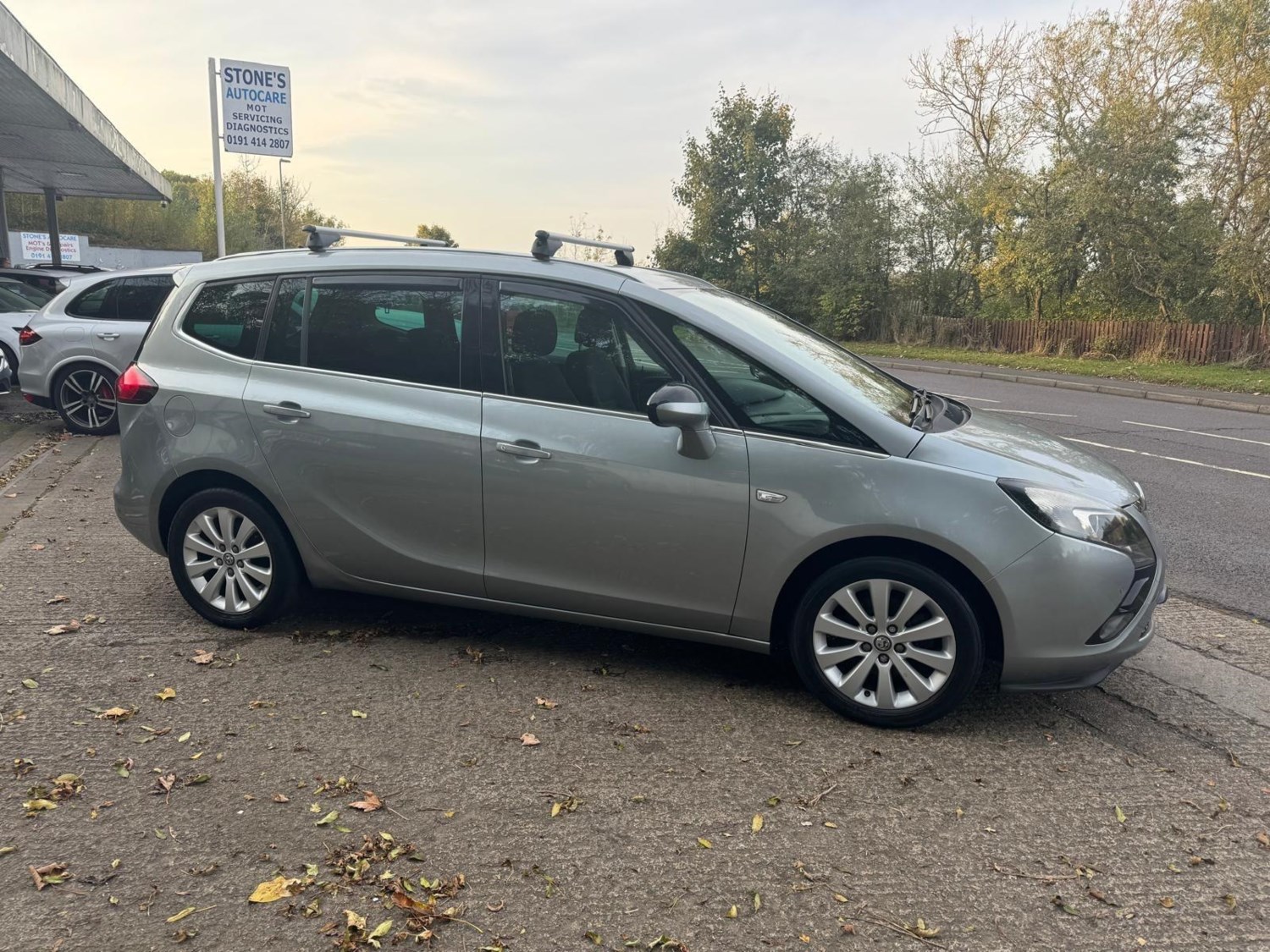 Vauxhall Zafira Tourer Listing Image