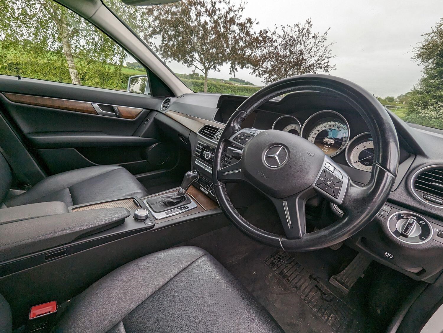 Mercedes-Benz C-Class Listing Image