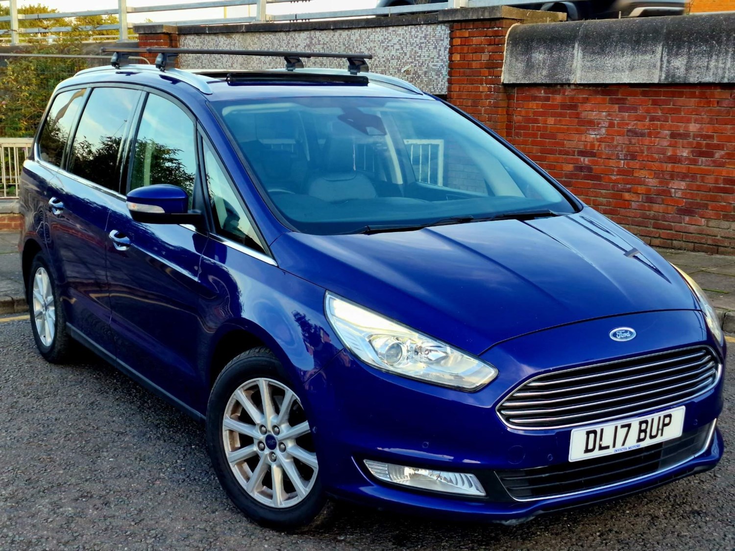 Ford Galaxy Listing Image