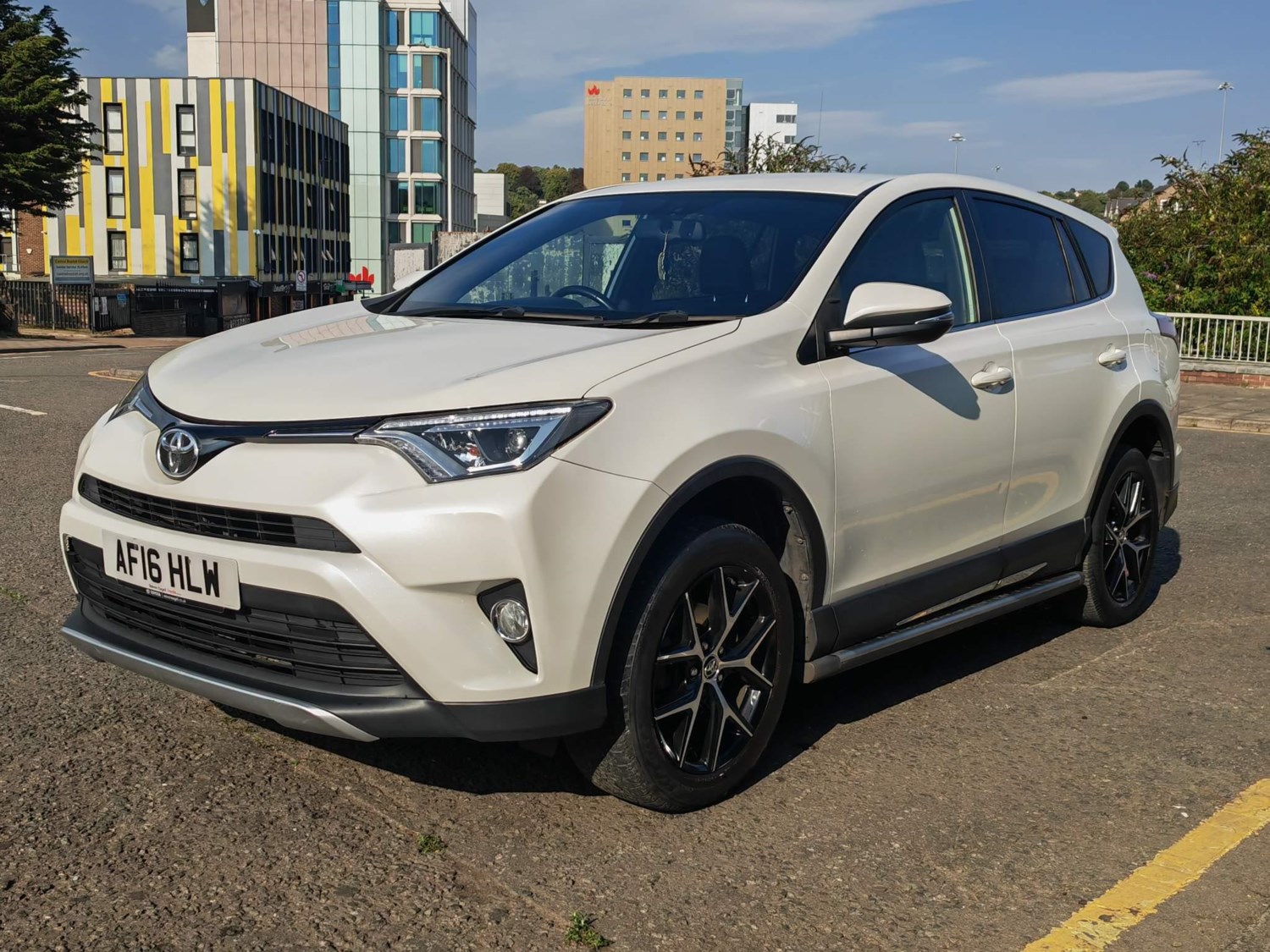 Toyota RAV4 Listing Image