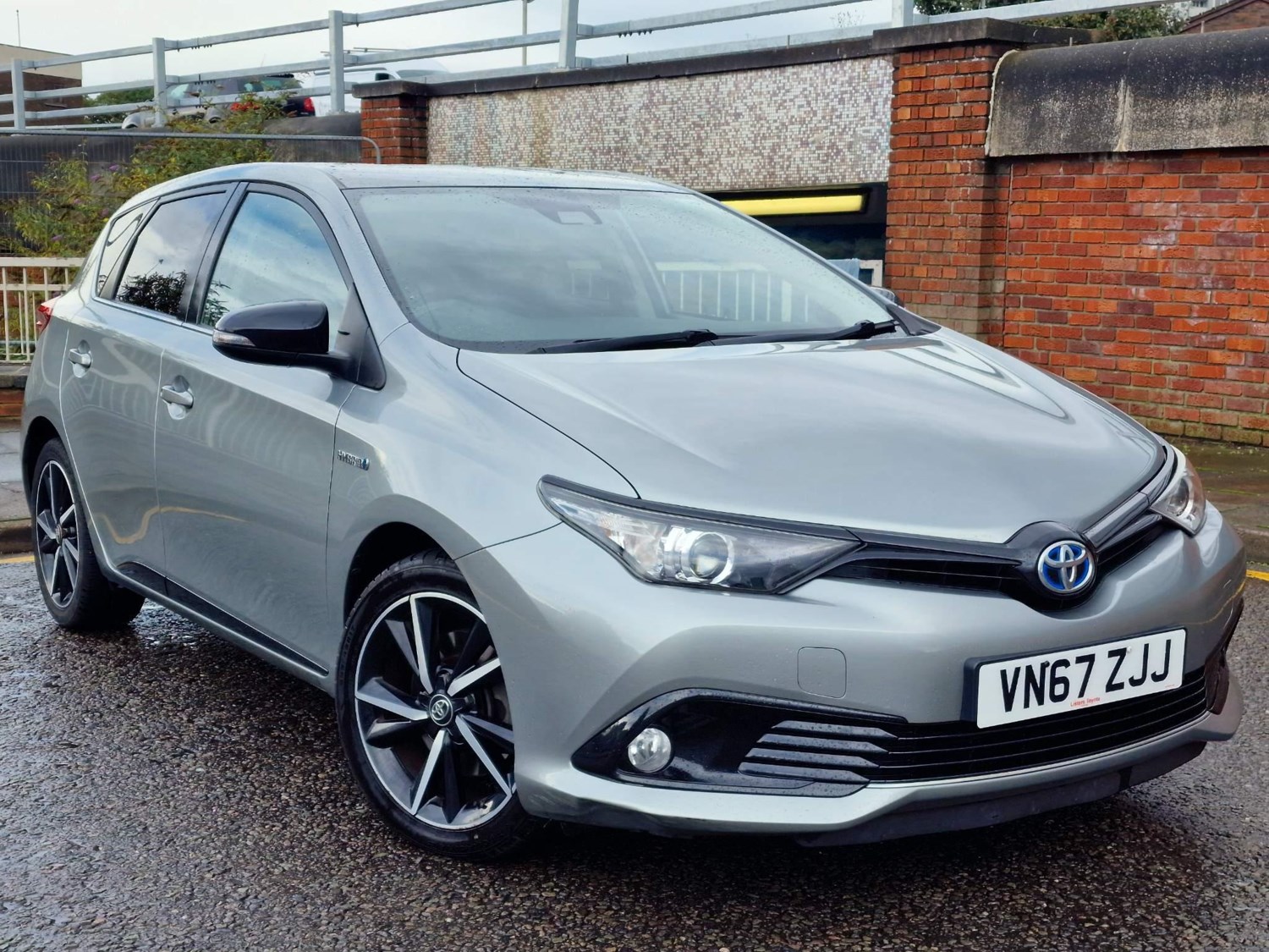 Toyota Auris Listing Image