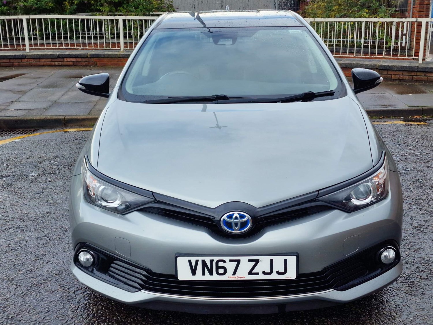 Toyota Auris Listing Image