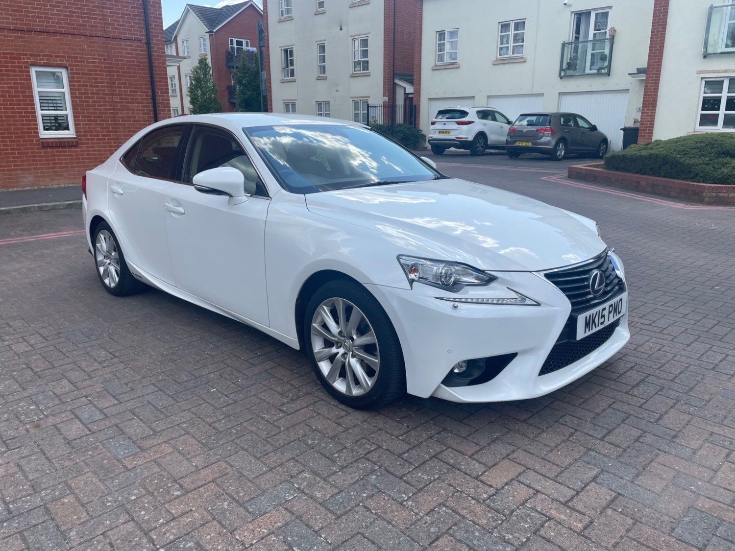 Lexus IS Listing Image