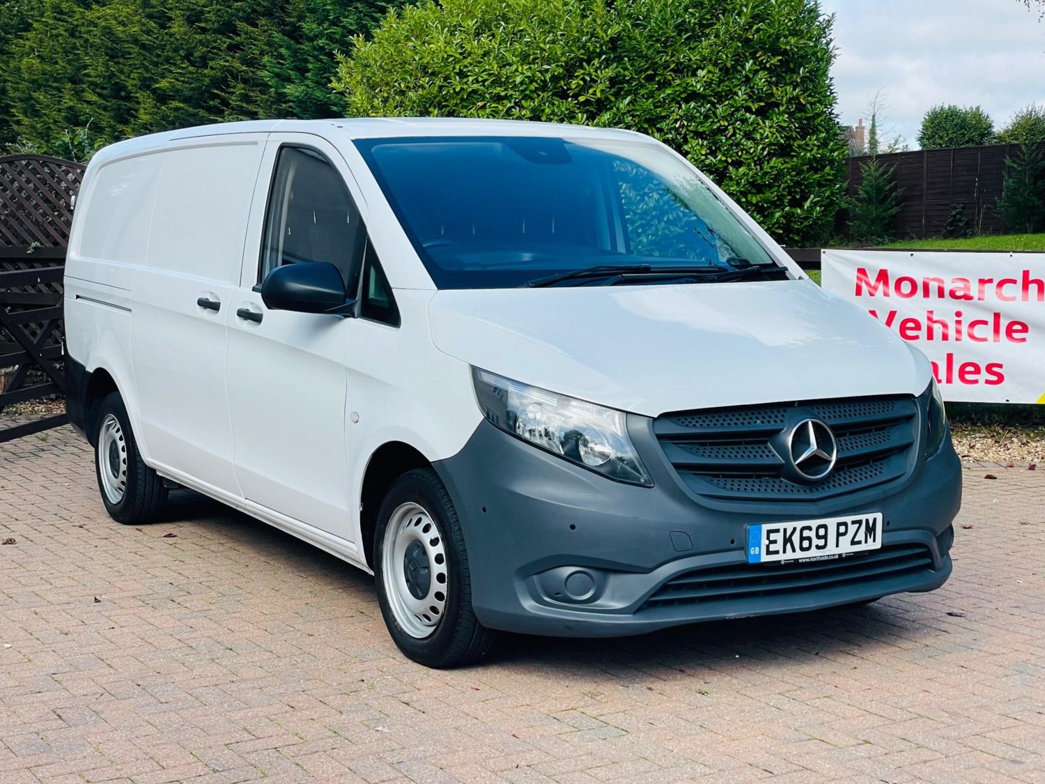 Mercedes-Benz Vito Listing Image