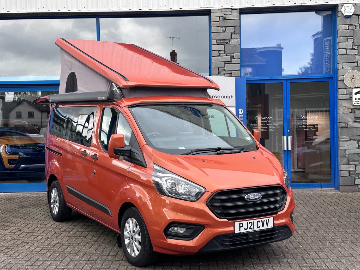 Ford Transit Custom Listing Image