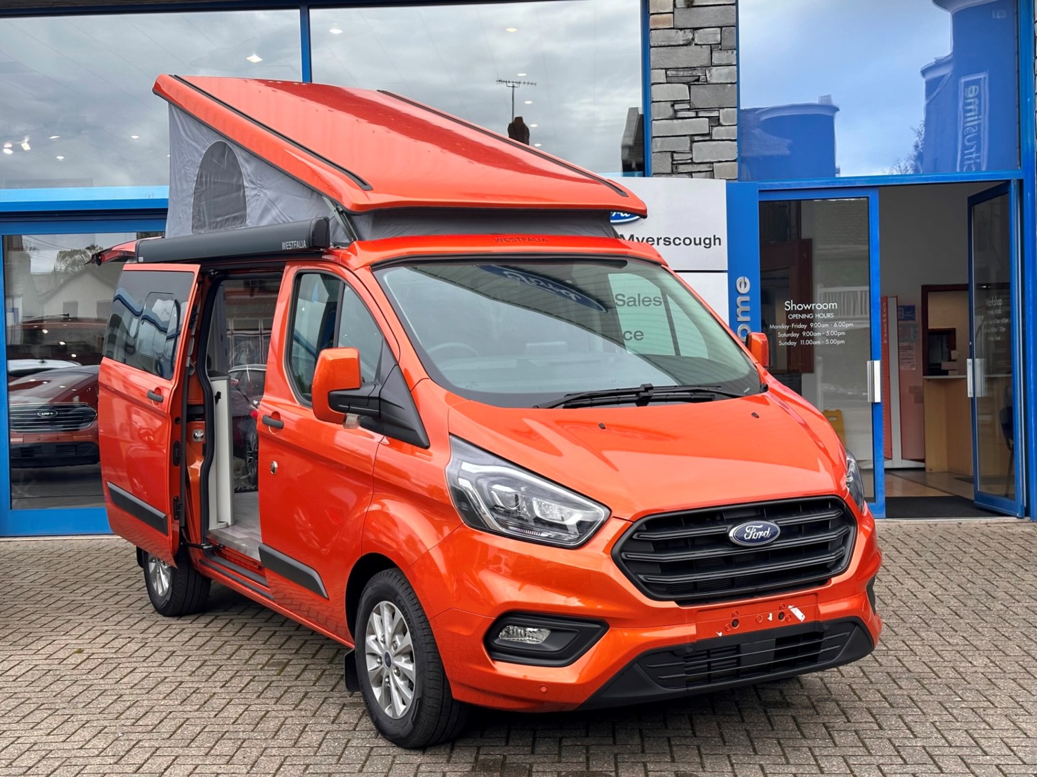 Ford Transit Custom Listing Image