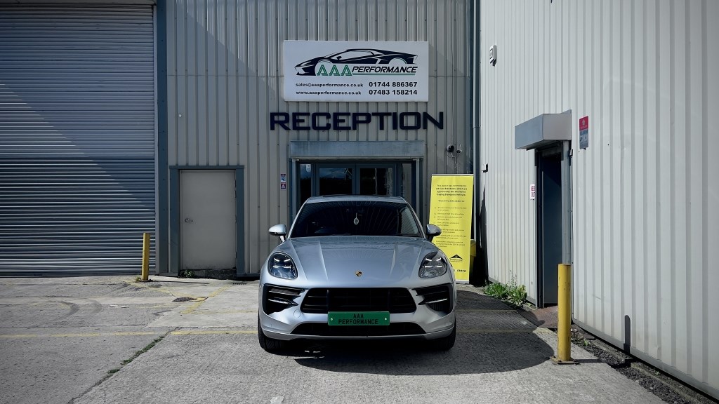 Porsche Macan Listing Image