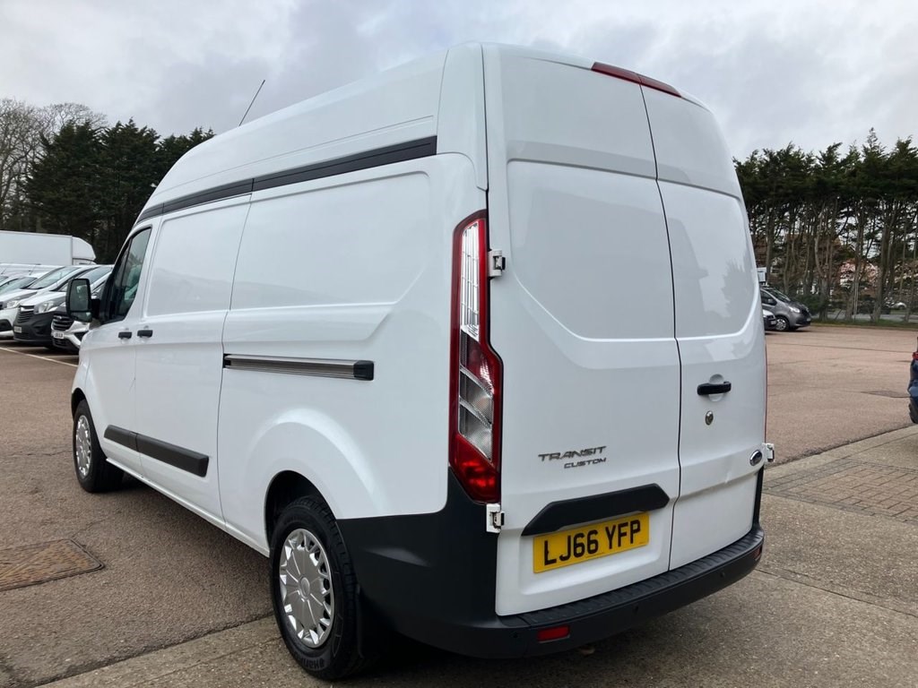 Ford Transit Custom Listing Image