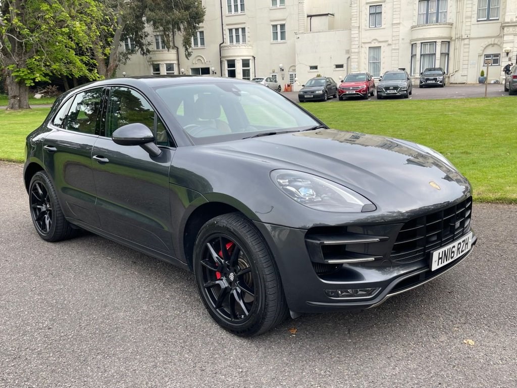 Porsche Macan Listing Image