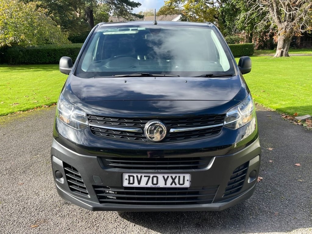 Vauxhall Vivaro Listing Image