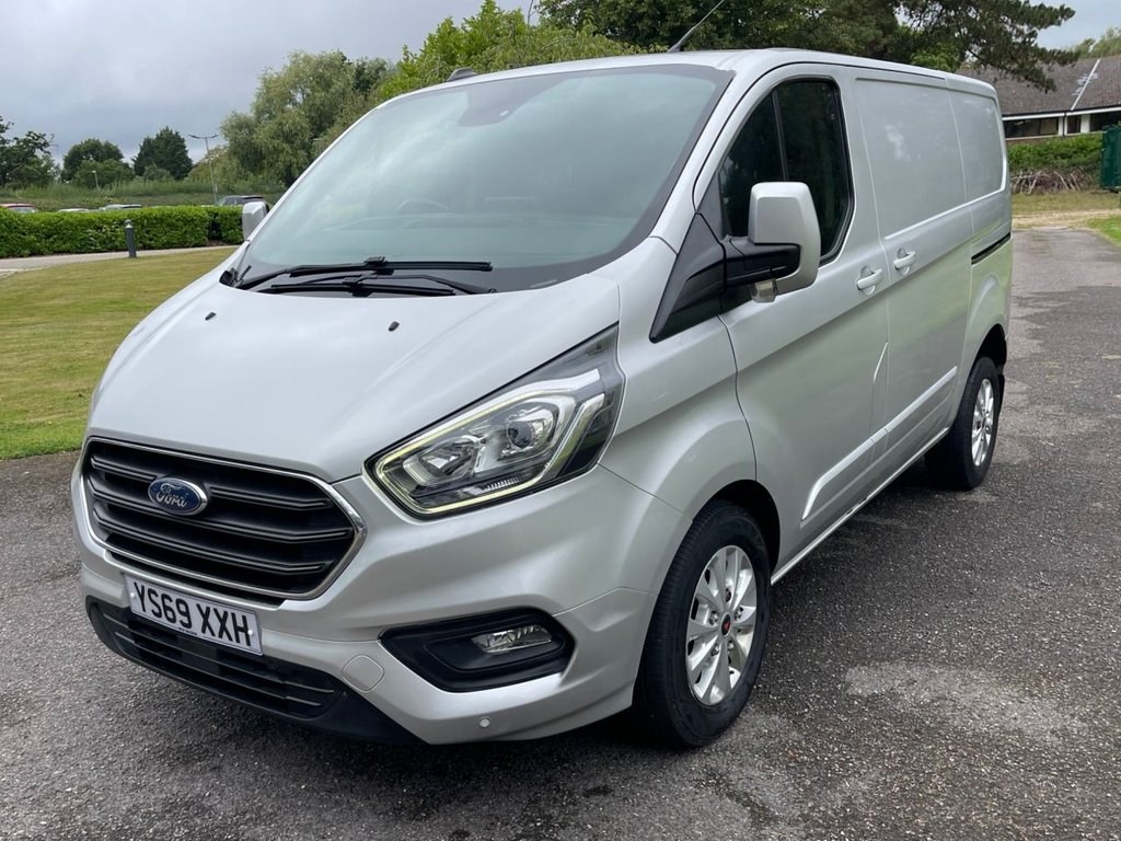 Ford Transit Custom Listing Image