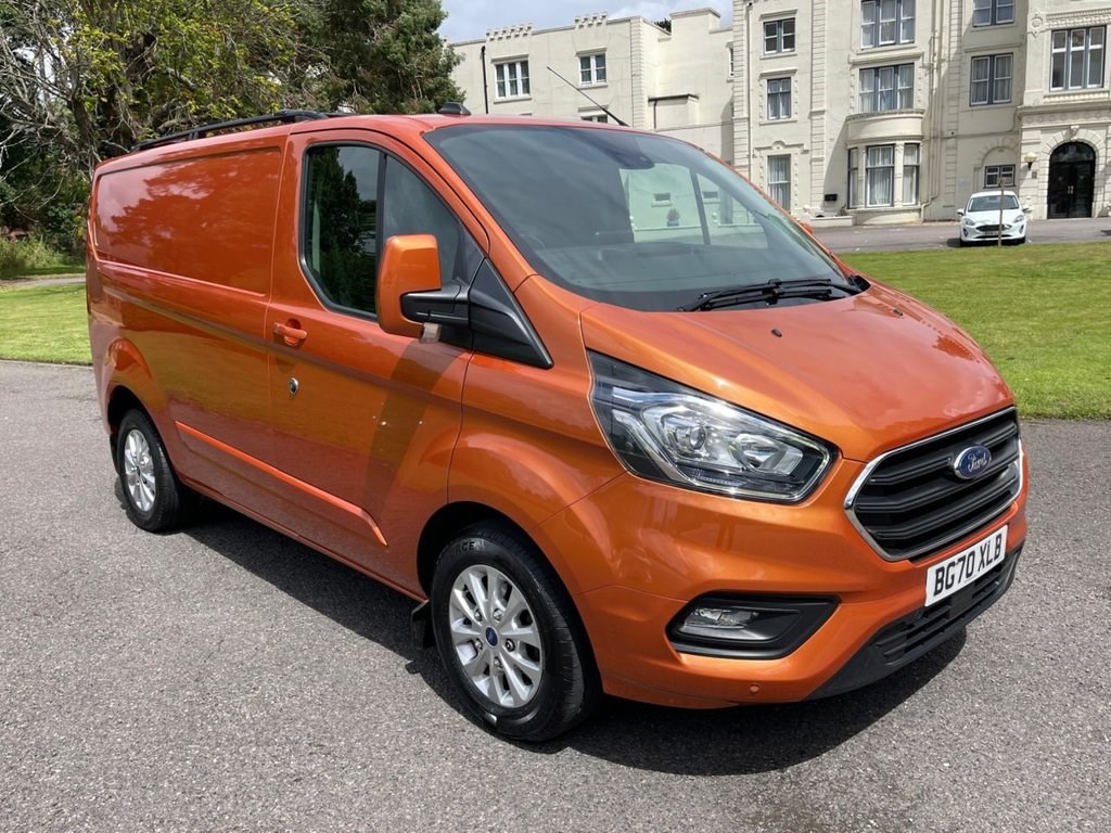 Ford Transit Custom Listing Image