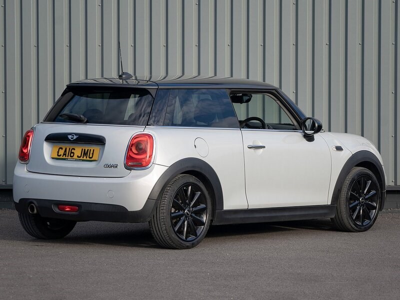 MINI Hatch Listing Image