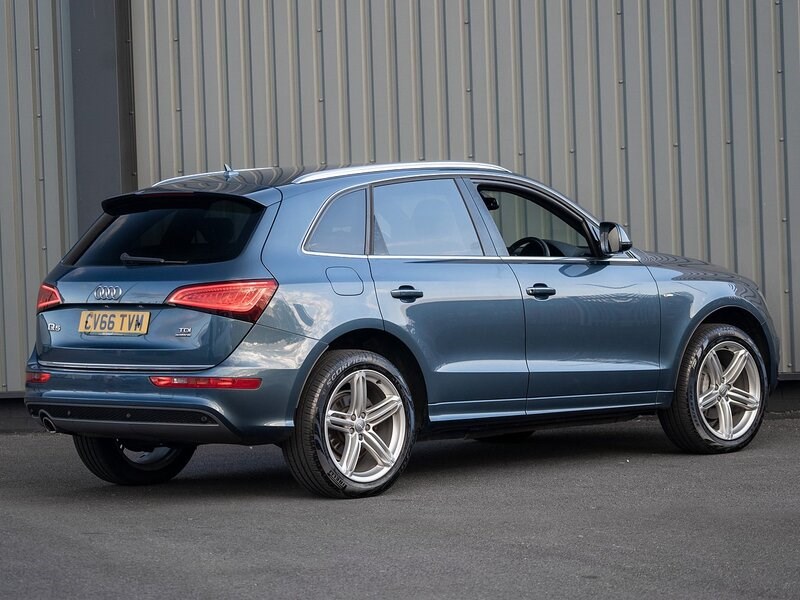 Audi Q5 Listing Image