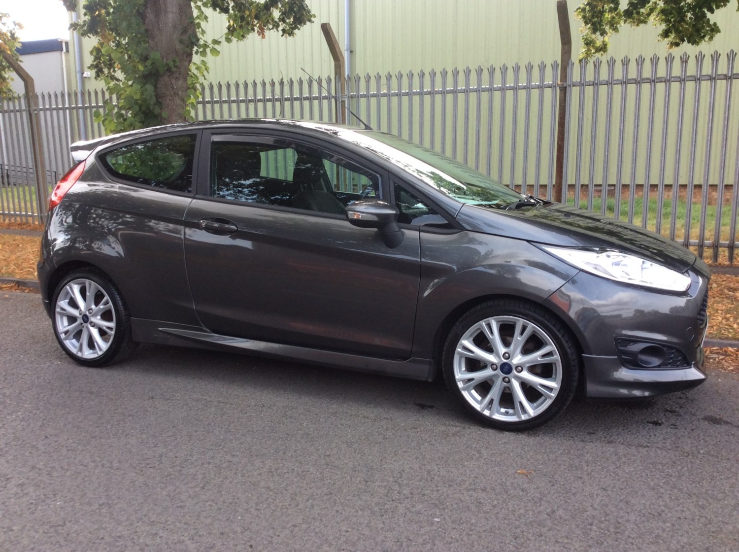 Ford Fiesta Listing Image