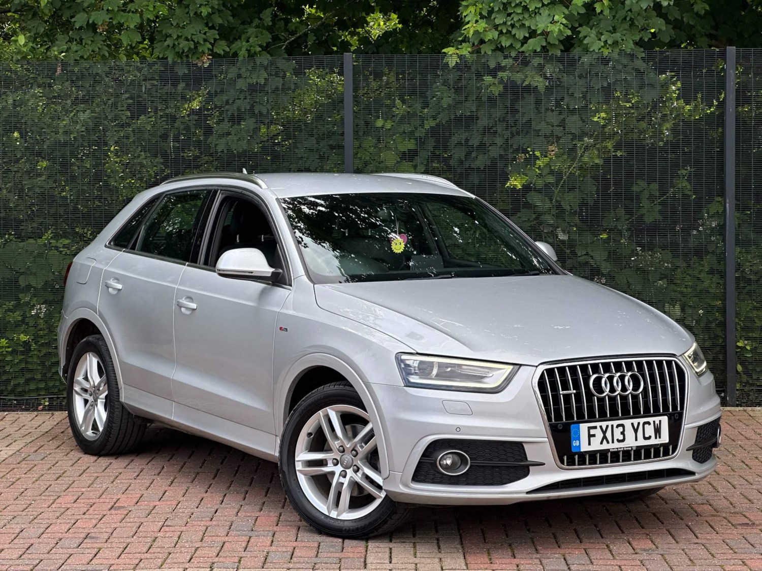 Audi Q3 Listing Image