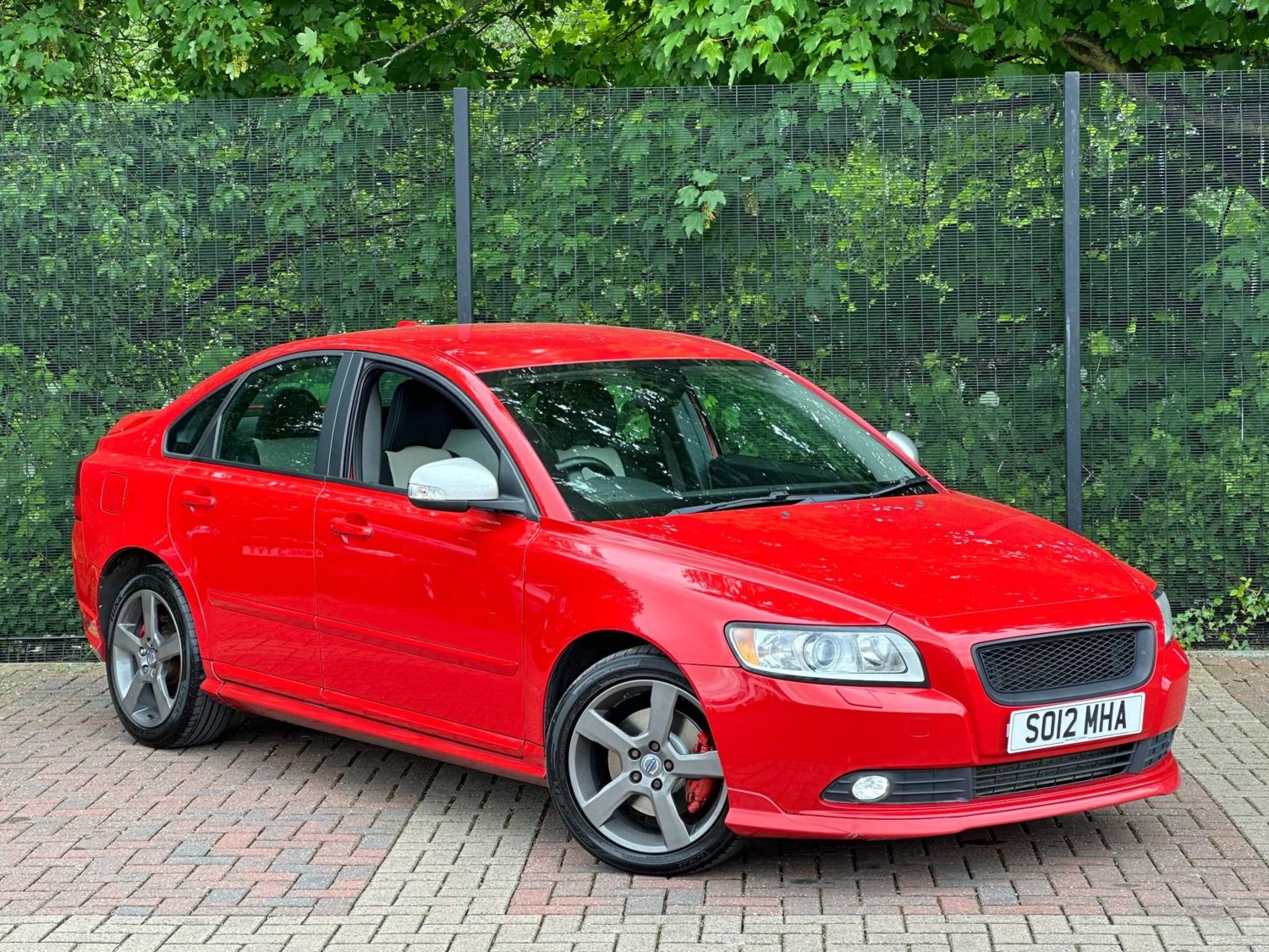 Volvo S40 Listing Image