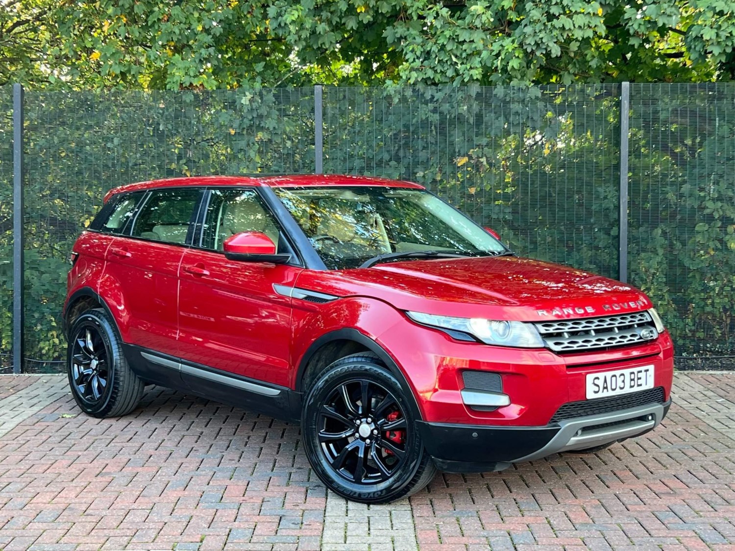 Land Rover Range Rover Evoque Listing Image