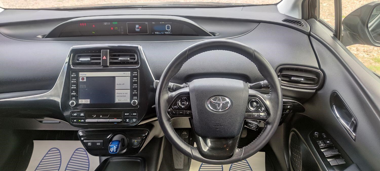Toyota Prius Listing Image