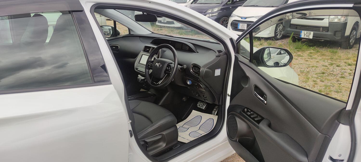 Toyota Prius Listing Image