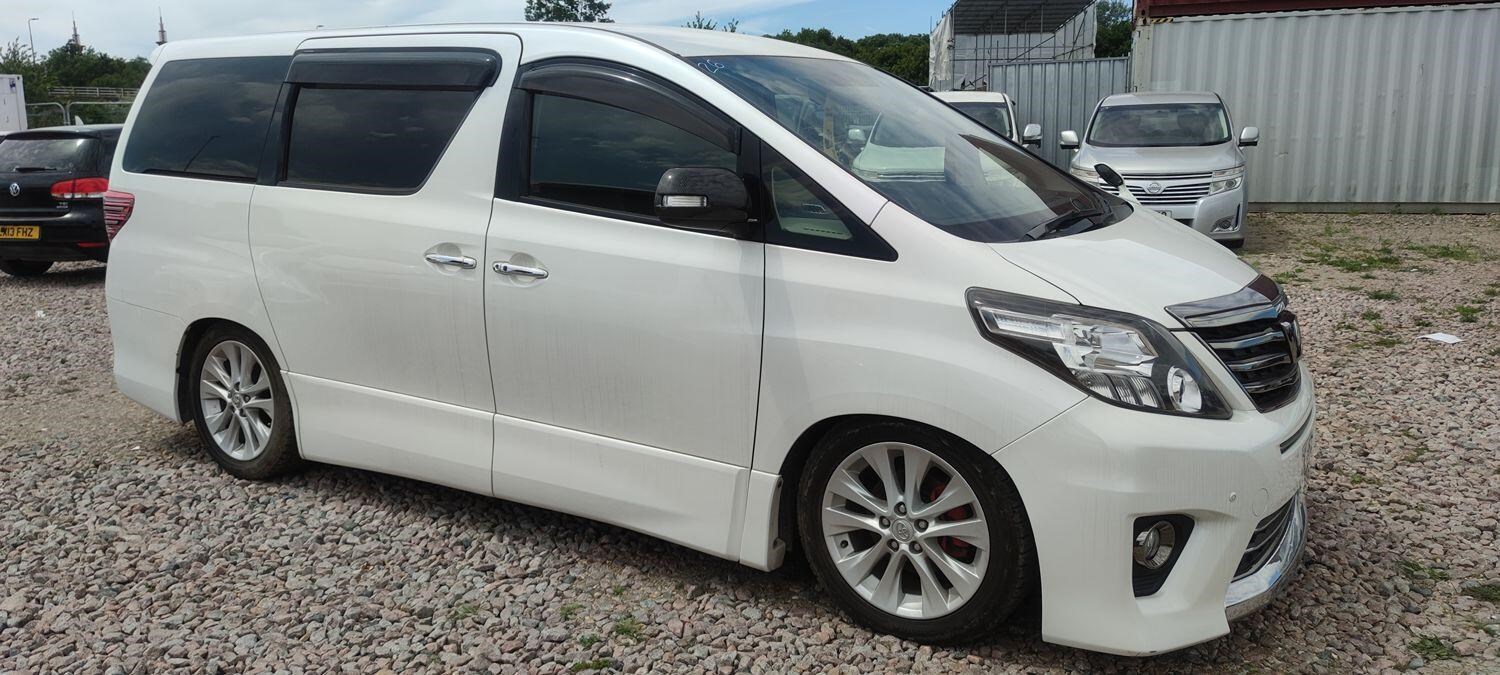 Toyota Alphard Listing Image