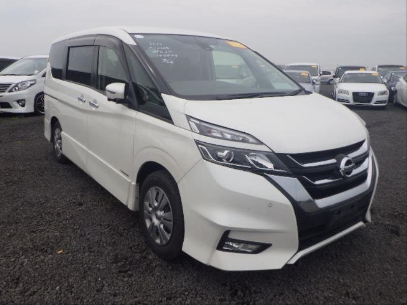 Nissan Serena Listing Image