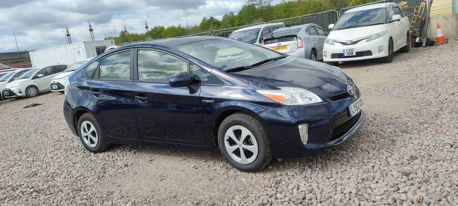 Toyota Prius Listing Image