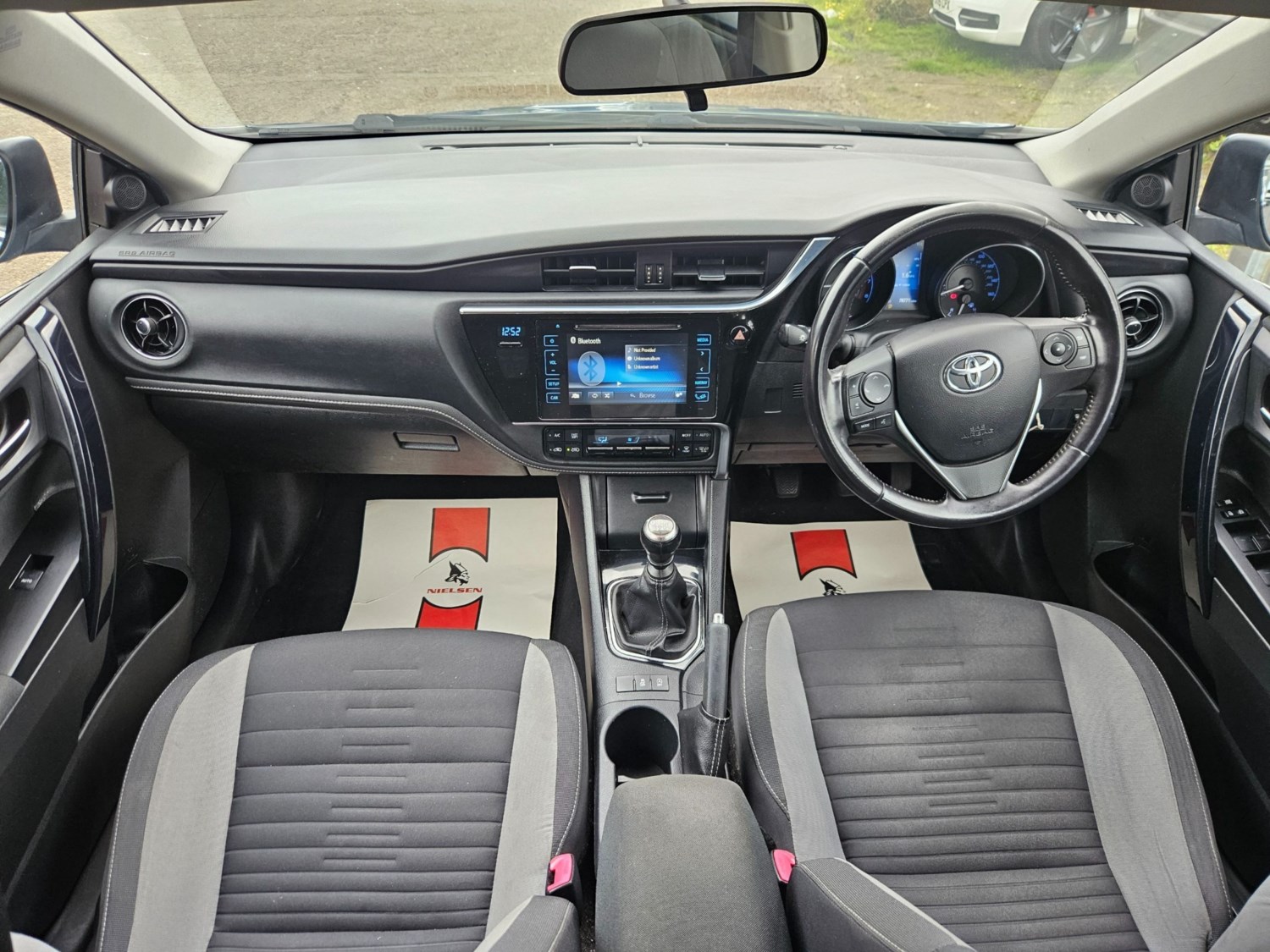 Toyota Auris Listing Image