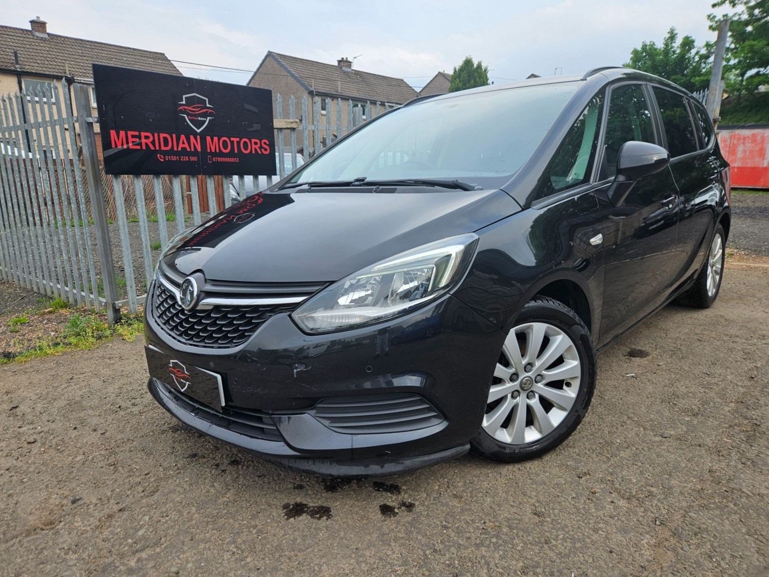 Vauxhall Zafira Tourer Listing Image