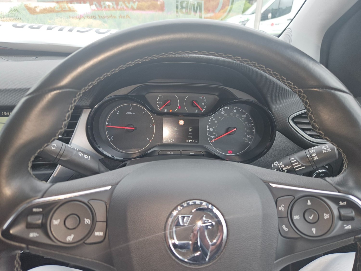 Vauxhall Crossland X Listing Image