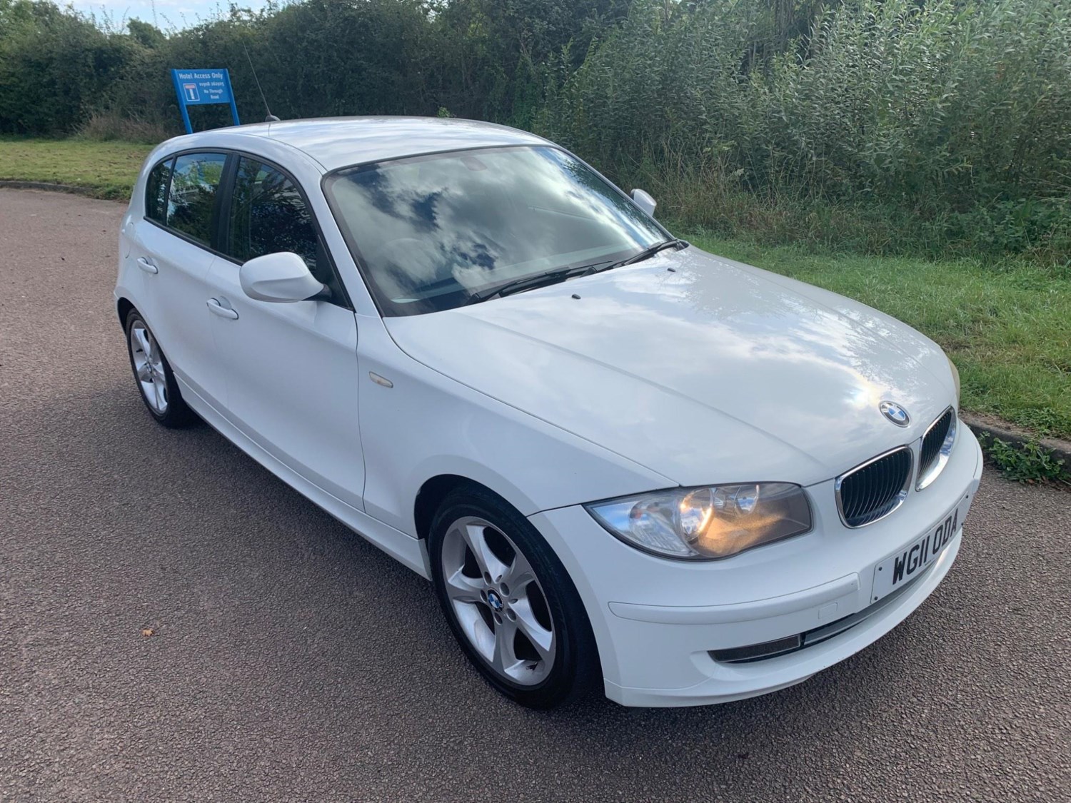 BMW 1 Series Listing Image