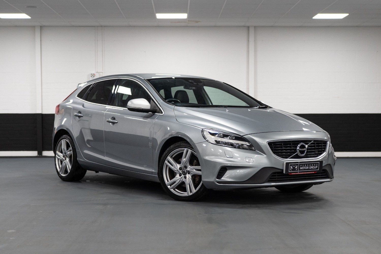 Volvo V40 Listing Image