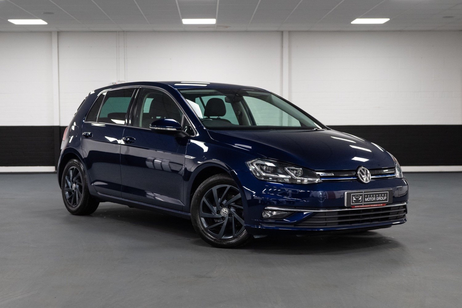 Volkswagen Golf Listing Image