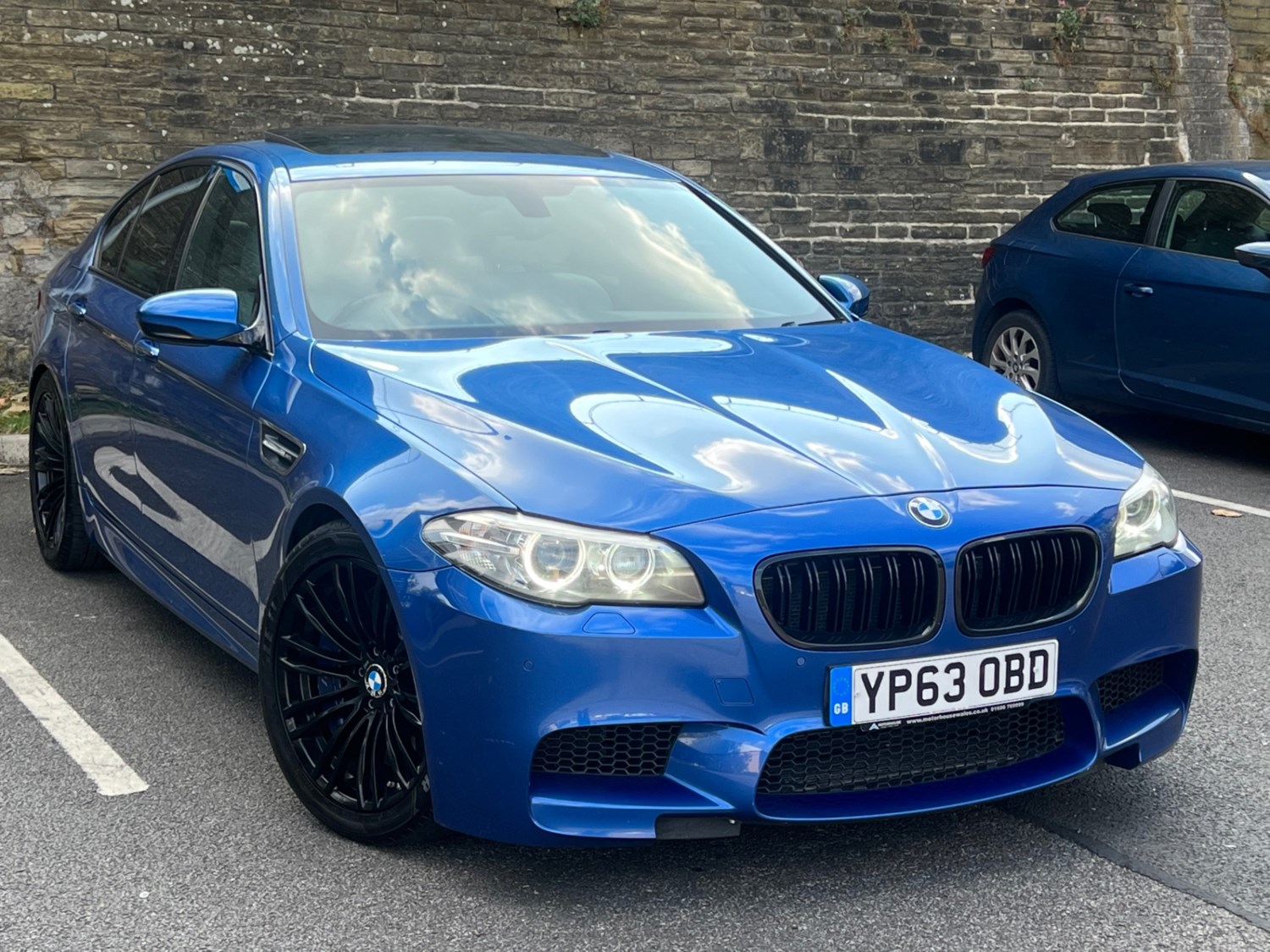 BMW M5 Listing Image