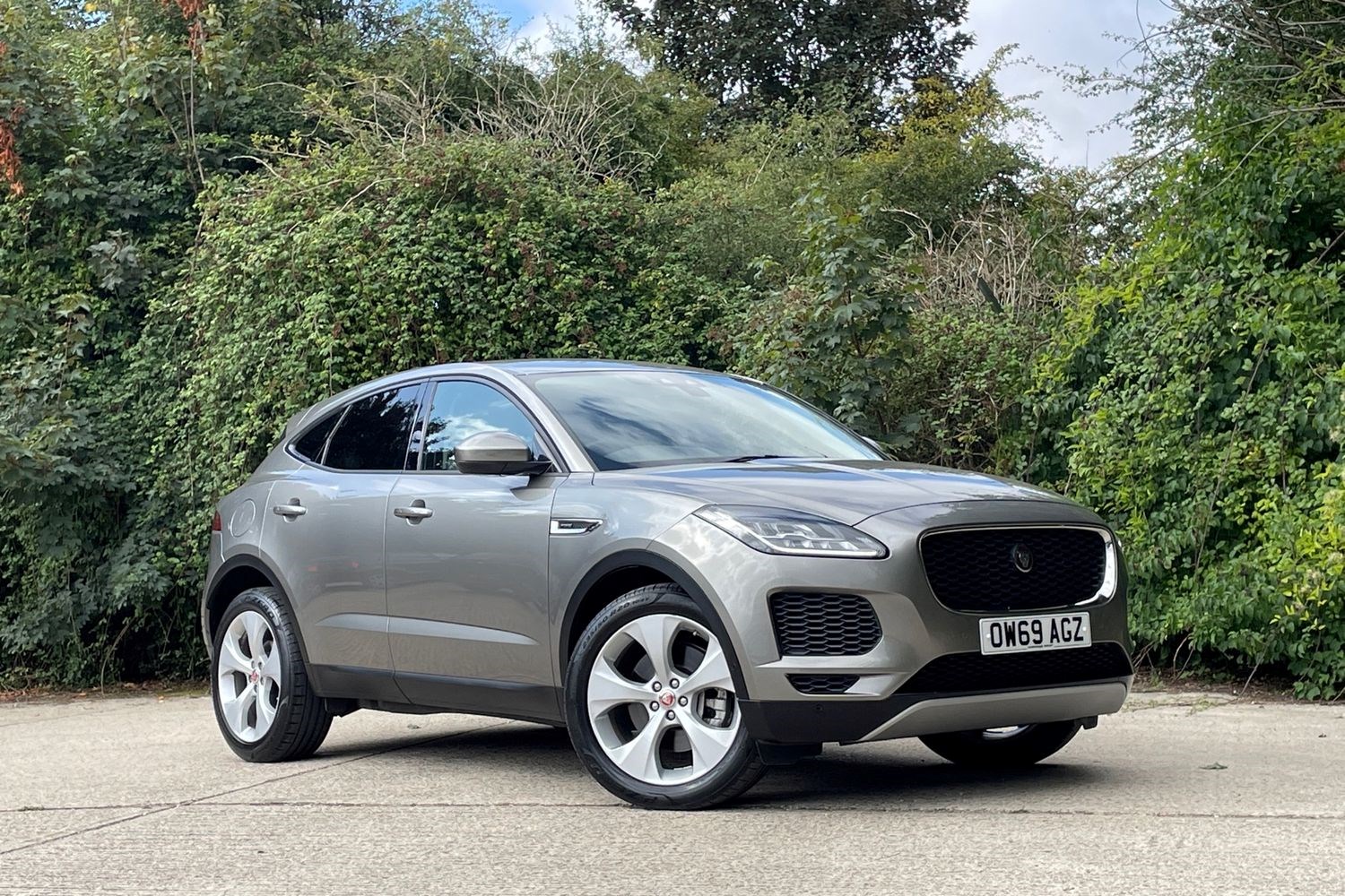 Jaguar E-PACE Listing Image