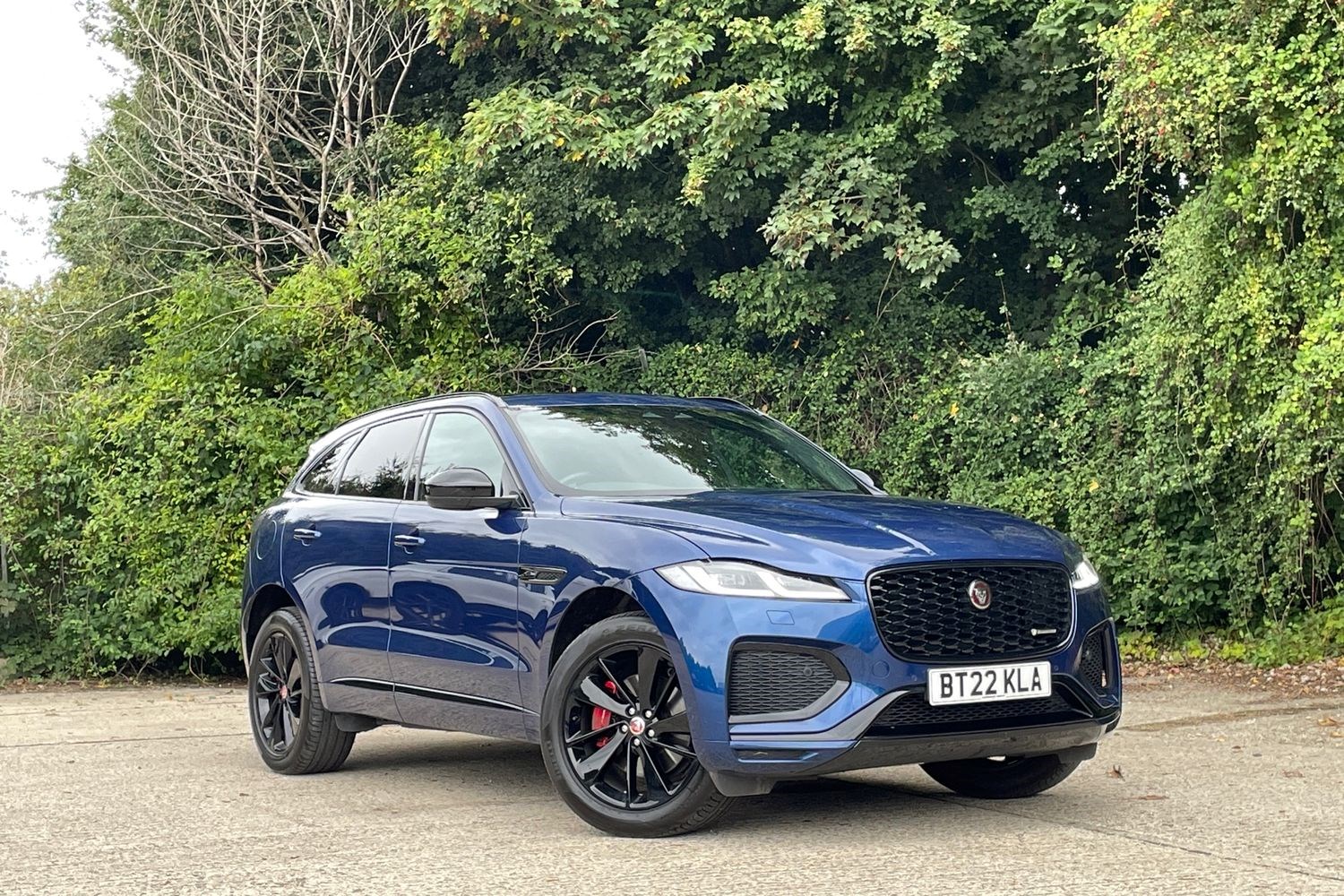 Jaguar F-PACE Listing Image