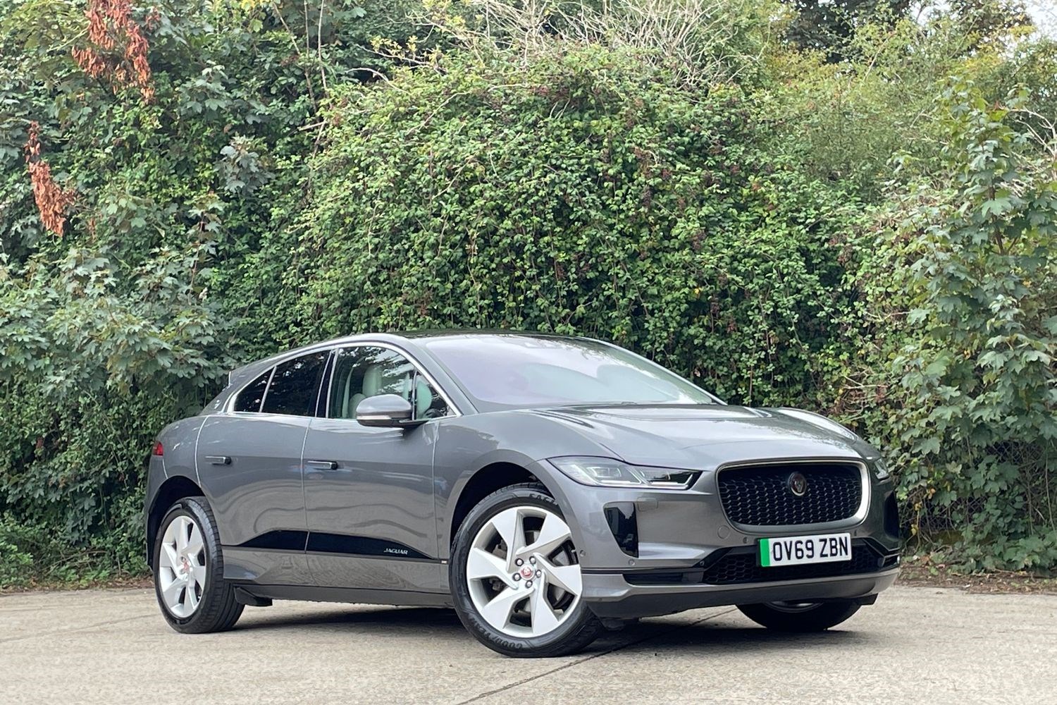 Jaguar I-PACE Listing Image