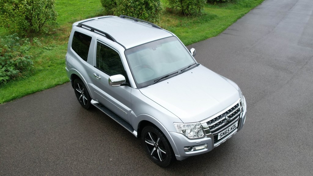 Mitsubishi Shogun Listing Image