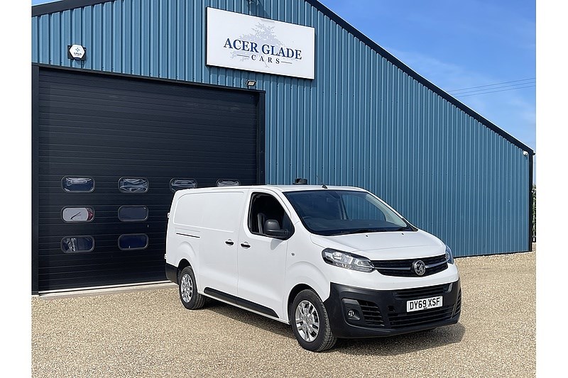 Vauxhall Vivaro Listing Image