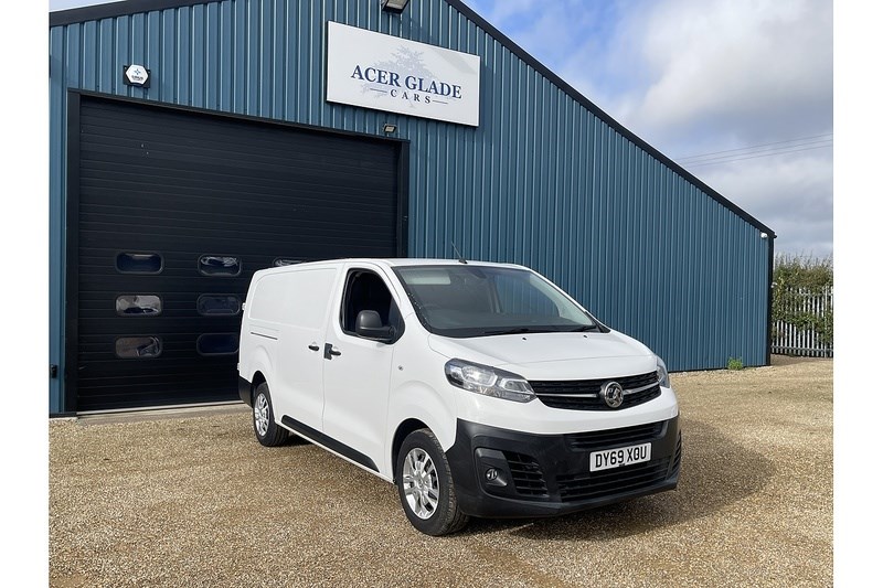 Vauxhall Vivaro Listing Image