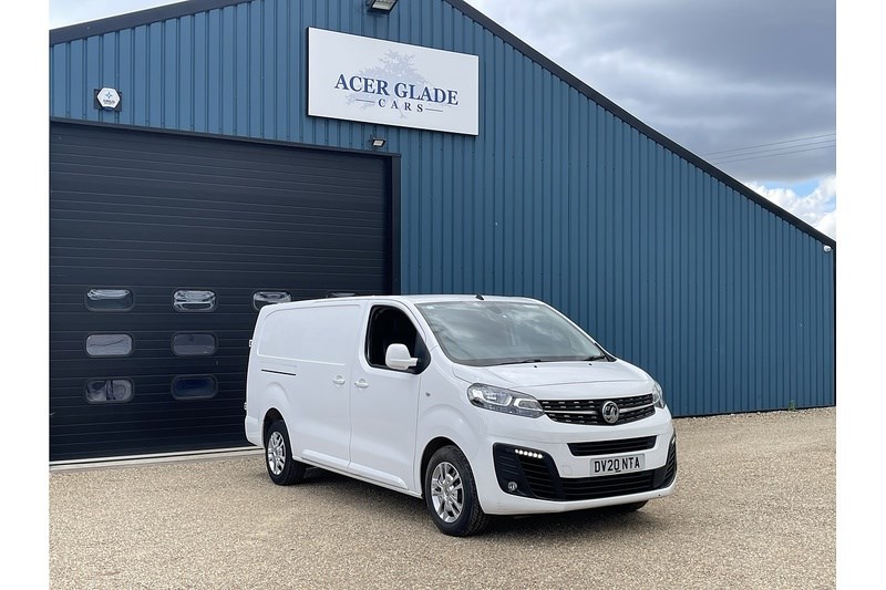 Vauxhall Vivaro Listing Image