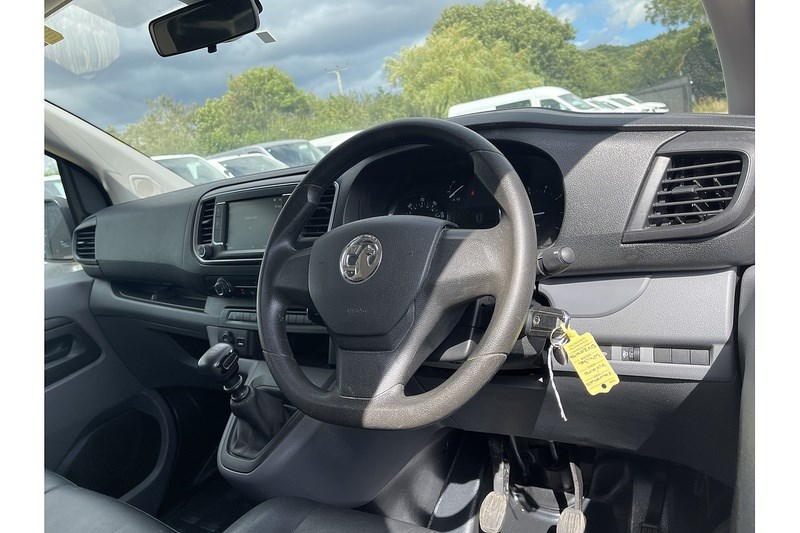 Vauxhall Vivaro Listing Image