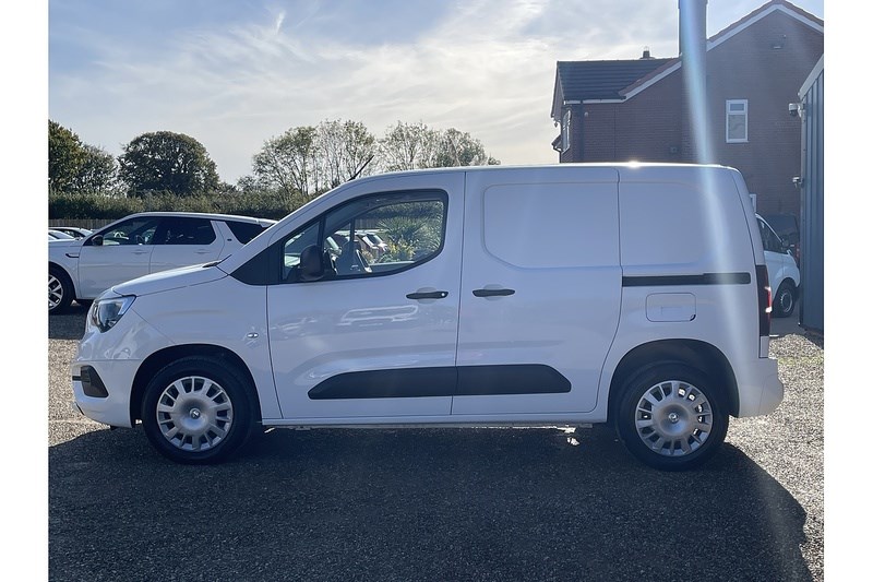 Vauxhall Combo Listing Image