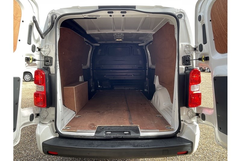 Vauxhall Vivaro Listing Image