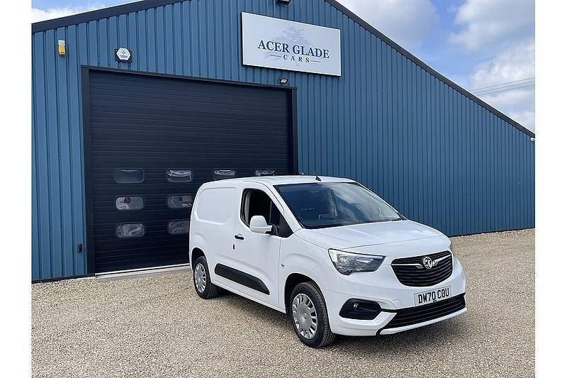 Vauxhall Combo Listing Image