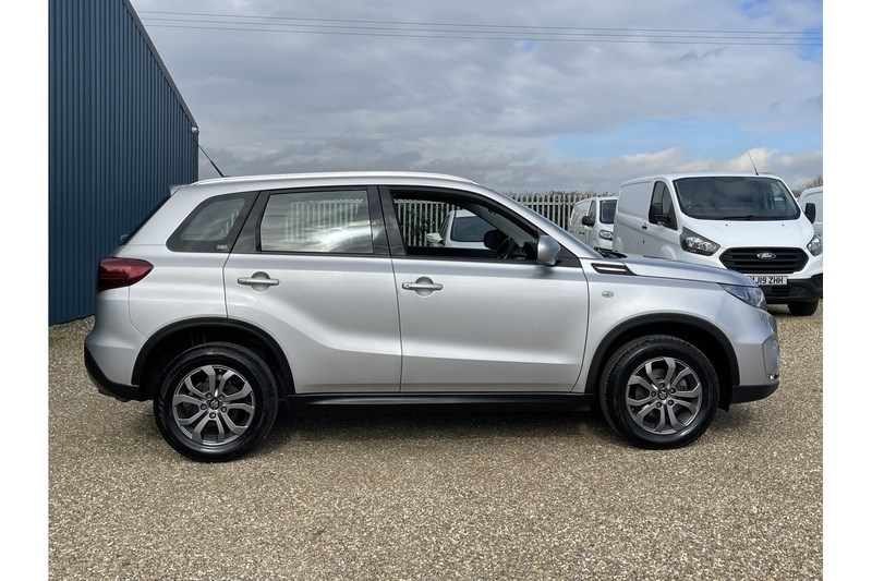 Suzuki Vitara Listing Image