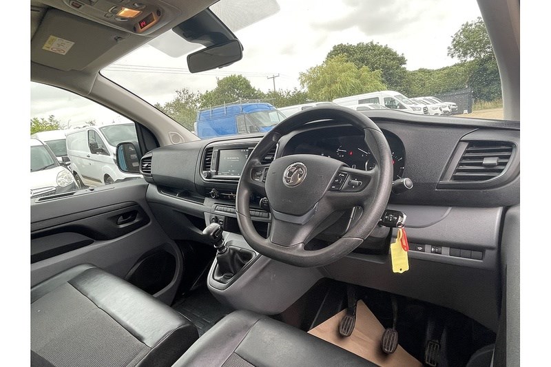 Vauxhall Vivaro Listing Image