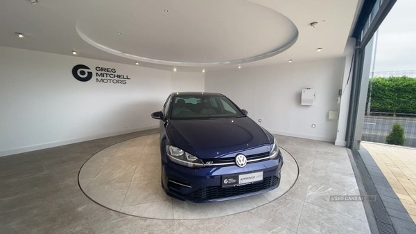 Volkswagen Golf Listing Image